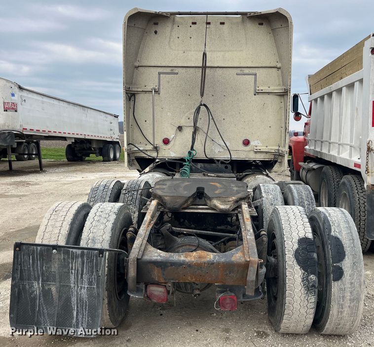 image for item LD9349 2005 Western Star 4900EX semi truck