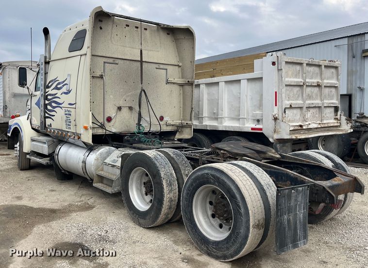image for item LD9349 2005 Western Star 4900EX semi truck