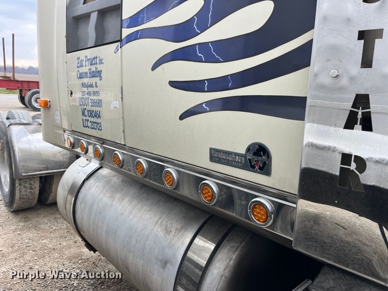 image for item LD9349 2005 Western Star 4900EX semi truck