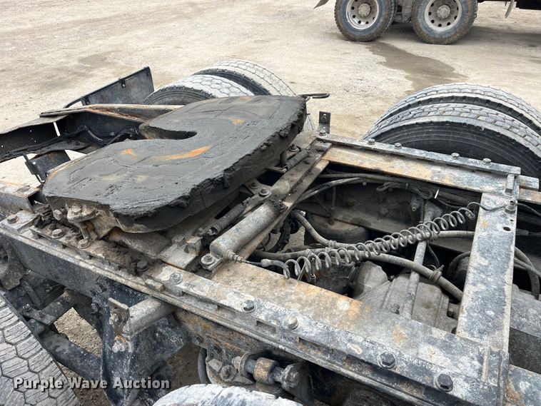 image for item LD9349 2005 Western Star 4900EX semi truck