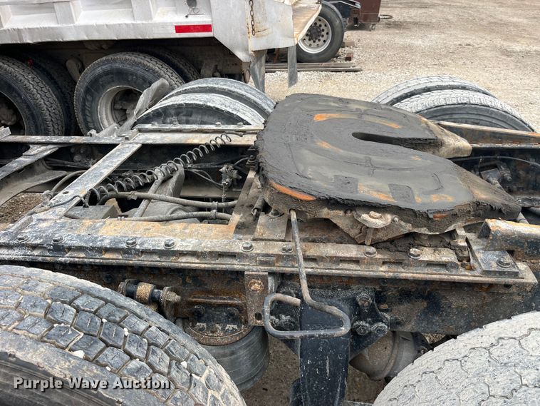 image for item LD9349 2005 Western Star 4900EX semi truck