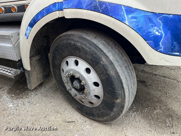 image for item LD9349 2005 Western Star 4900EX semi truck