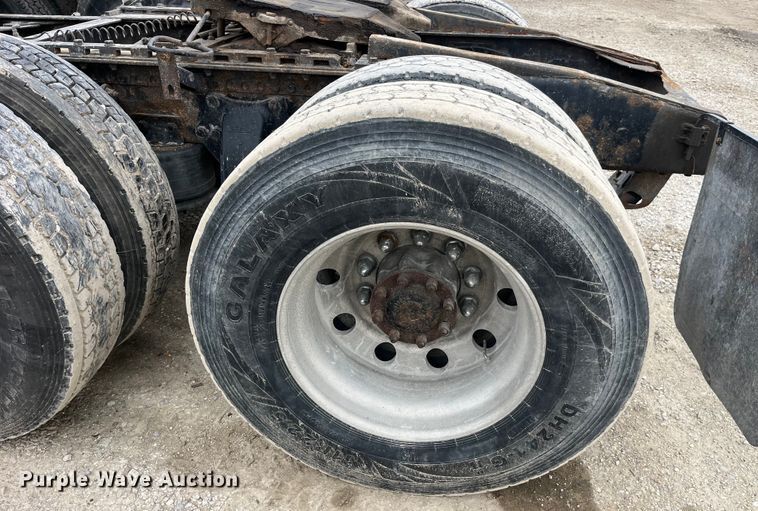 image for item LD9349 2005 Western Star 4900EX semi truck