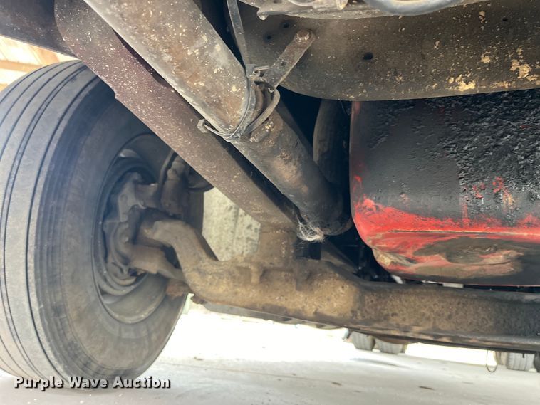 image for item LD9352 2006 International 9400i semi truck