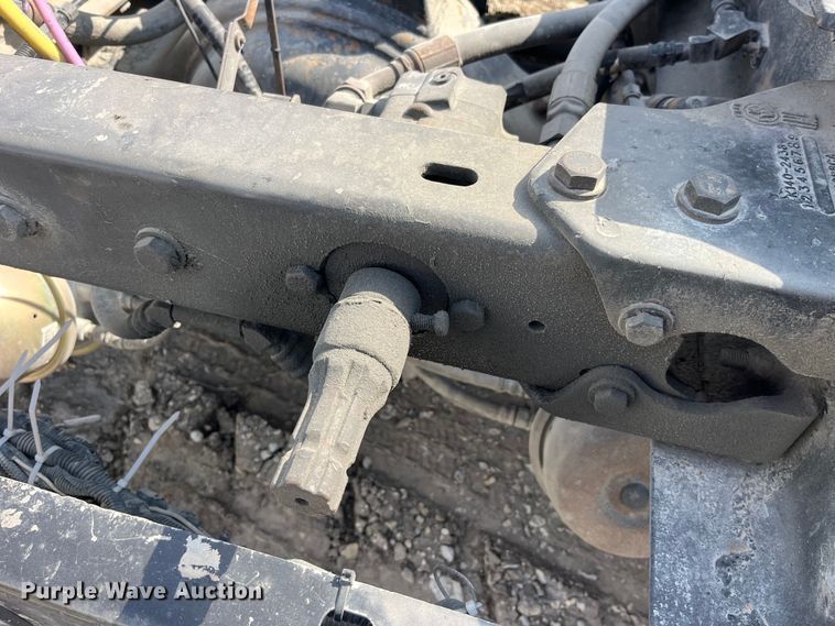 image for item LD9360 2006 Kenworth T600 semi truck