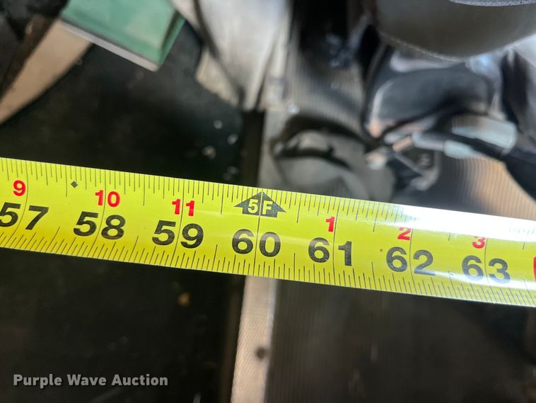 image for item LD9360 2006 Kenworth T600 semi truck