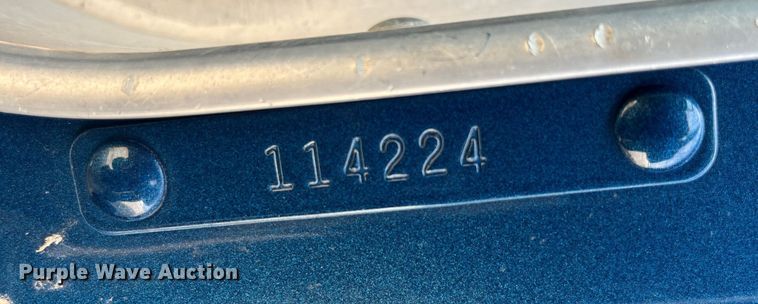 image for item LD9360 2006 Kenworth T600 semi truck