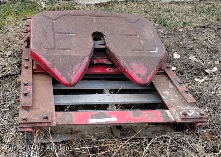 image for item LN9966 Fontaine No-Slack II fifth wheel plate