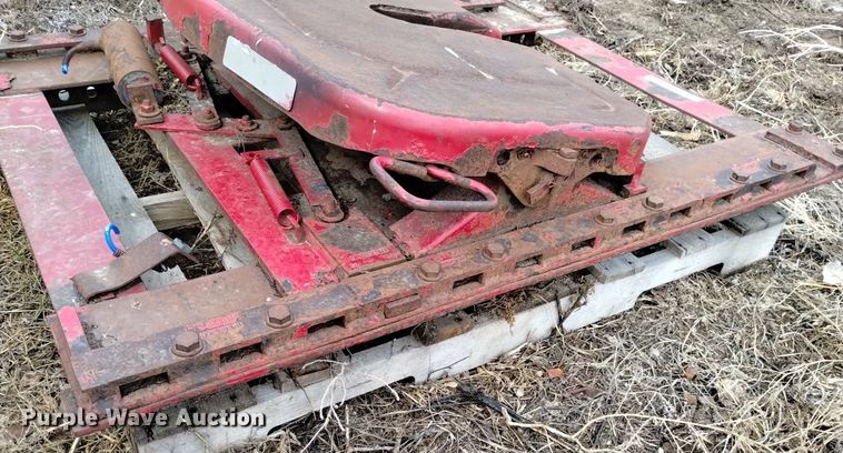 image for item LN9966 Fontaine No-Slack II fifth wheel plate