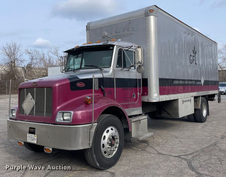 image for item LW9024 2003 Peterbilt 330 box truck