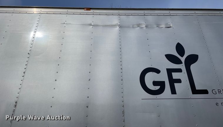 image for item LW9024 2003 Peterbilt 330 box truck