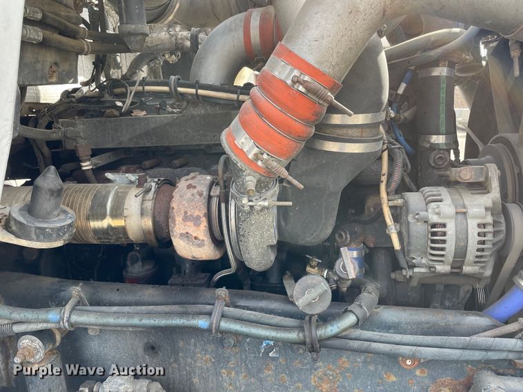 image for item LW9025 1997 Kenworth  T800 tank truck