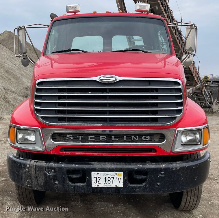 image for item LW9026 2003 Sterling  semi truck