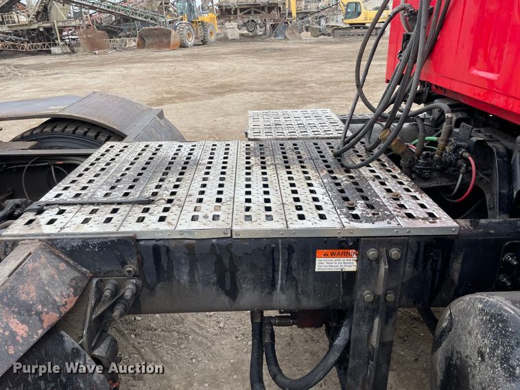 image for item LW9026 2003 Sterling  semi truck