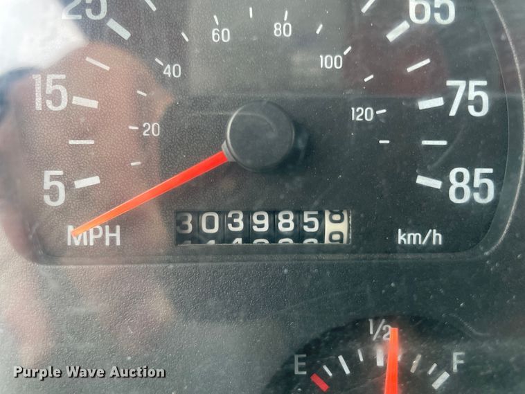 image for item LW9026 2003 Sterling  semi truck