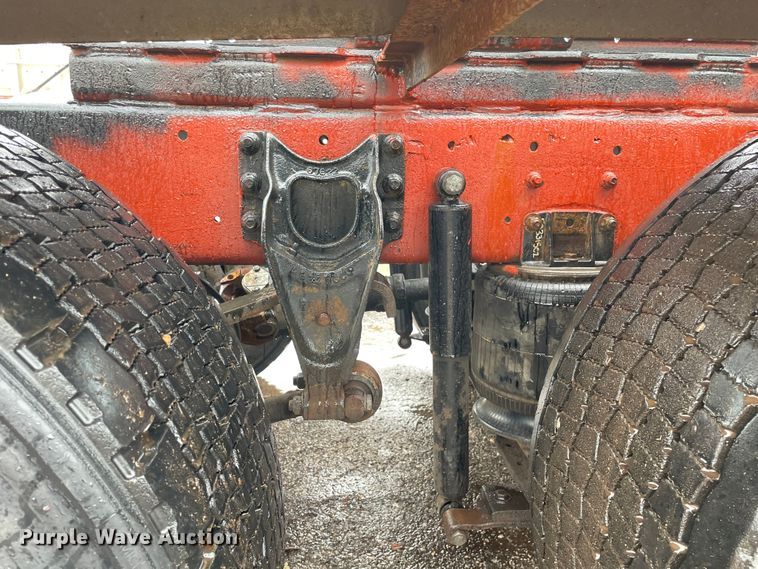 image for item LW9030 1990 International 9300 semi truck