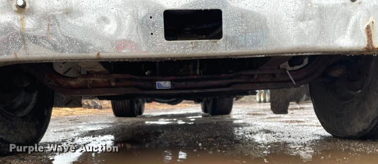 image for item LW9030 1990 International 9300 semi truck