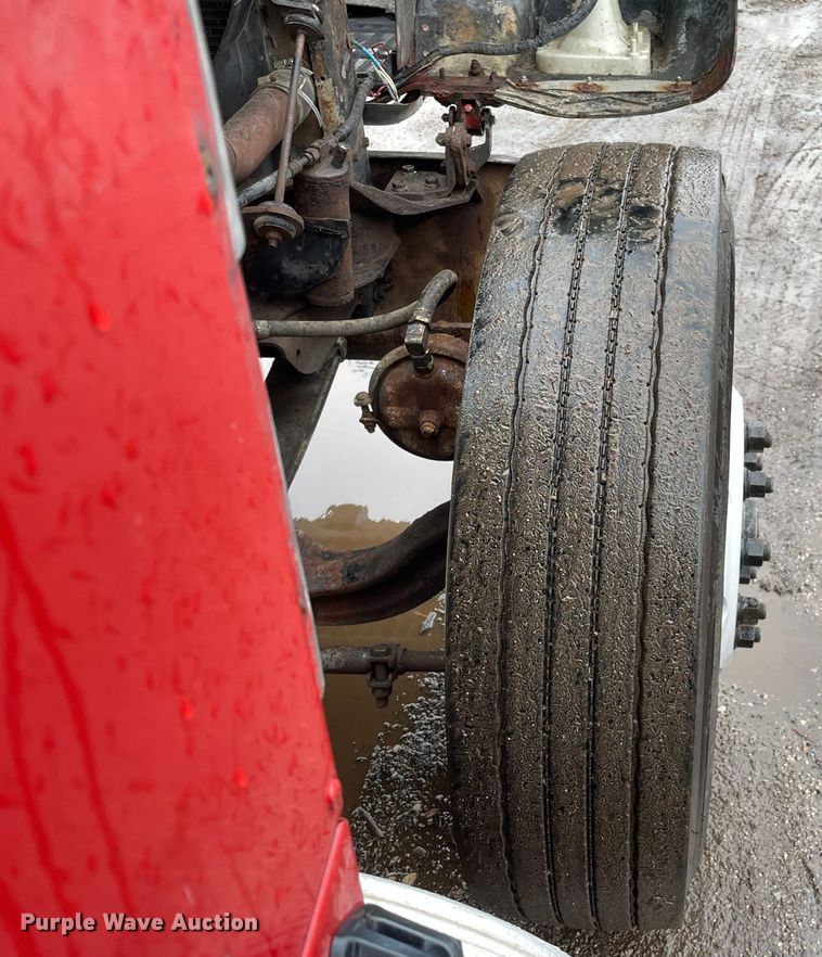 image for item LW9030 1990 International 9300 semi truck