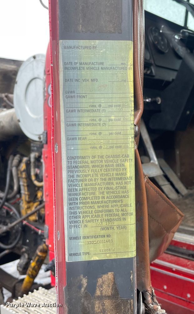 image for item LW9030 1990 International 9300 semi truck