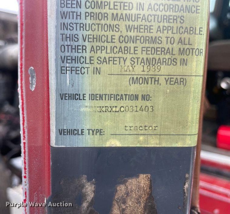 image for item LW9030 1990 International 9300 semi truck