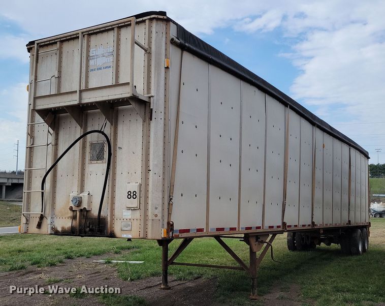 image for item MQ9692 2002 Guthrie Wilkens walking floor trailer