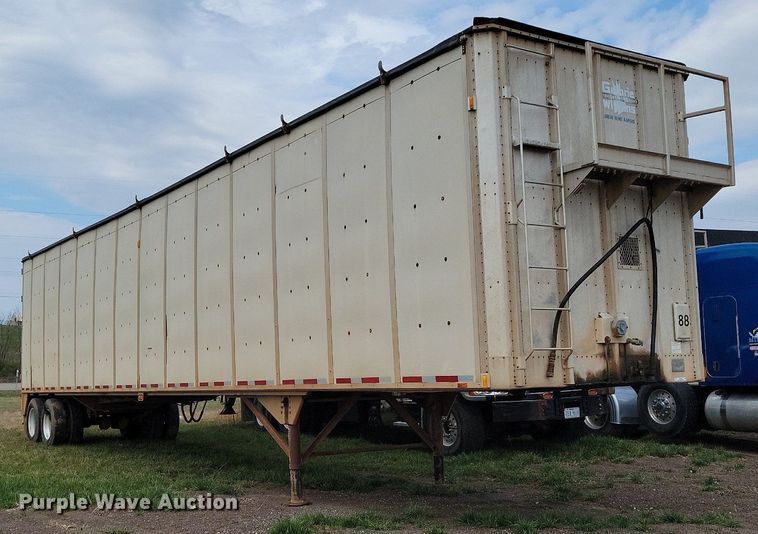 image for item MQ9692 2002 Guthrie Wilkens walking floor trailer