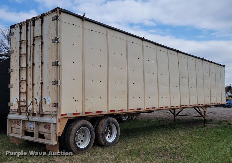 image for item MQ9692 2002 Guthrie Wilkens walking floor trailer