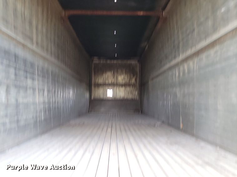 image for item MQ9692 2002 Guthrie Wilkens walking floor trailer