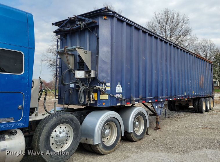 image for item MQ9694 2005 Wilkens 4511115SP0T walking floor trailer