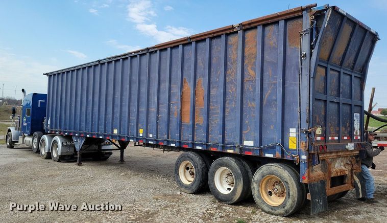 image for item MQ9694 2005 Wilkens 4511115SP0T walking floor trailer