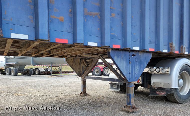 image for item MQ9694 2005 Wilkens 4511115SP0T walking floor trailer
