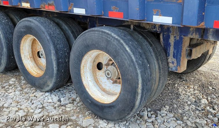 image for item MQ9694 2005 Wilkens 4511115SP0T walking floor trailer