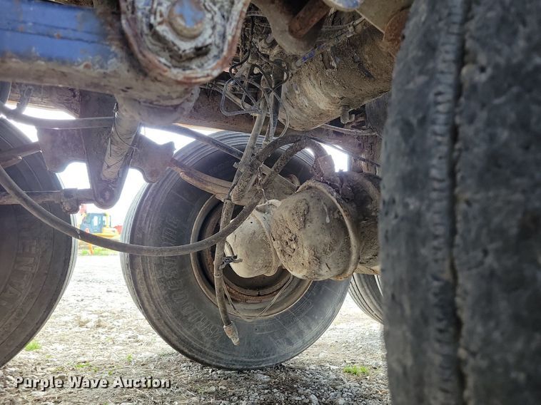 image for item MQ9694 2005 Wilkens 4511115SP0T walking floor trailer