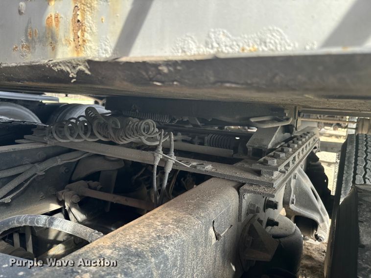 image for item ND9066 2005 Lufkin dry van trailer