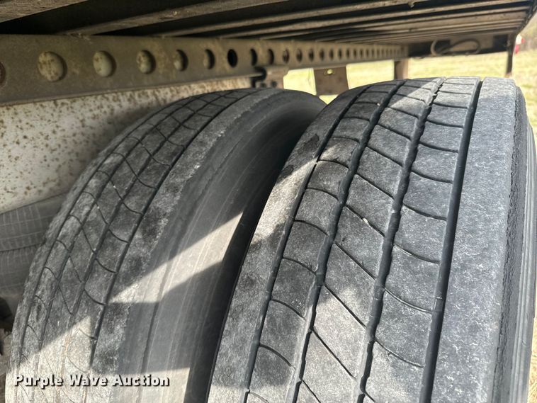 image for item ND9066 2005 Lufkin dry van trailer