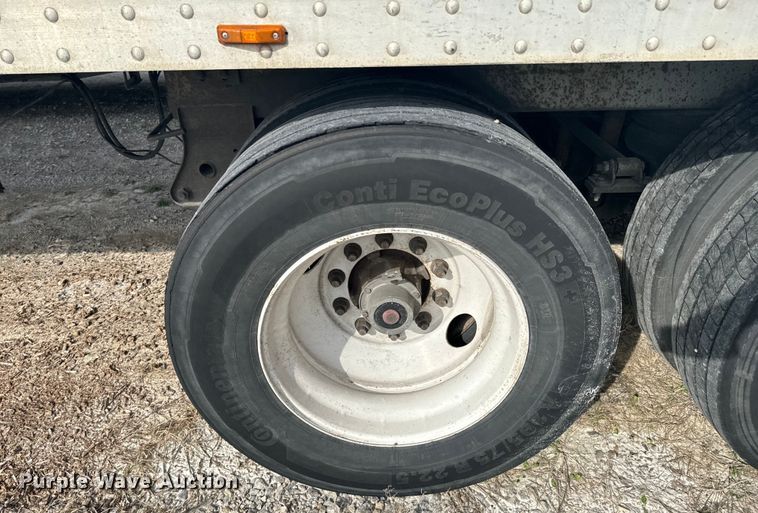 image for item ND9066 2005 Lufkin dry van trailer
