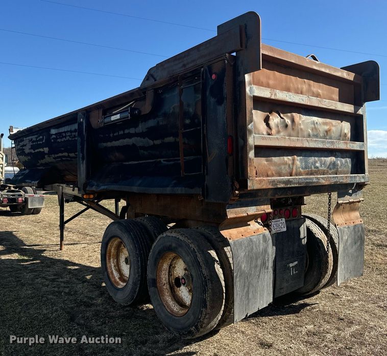 image for item NF9370 1998 Western Construction end dump trailer