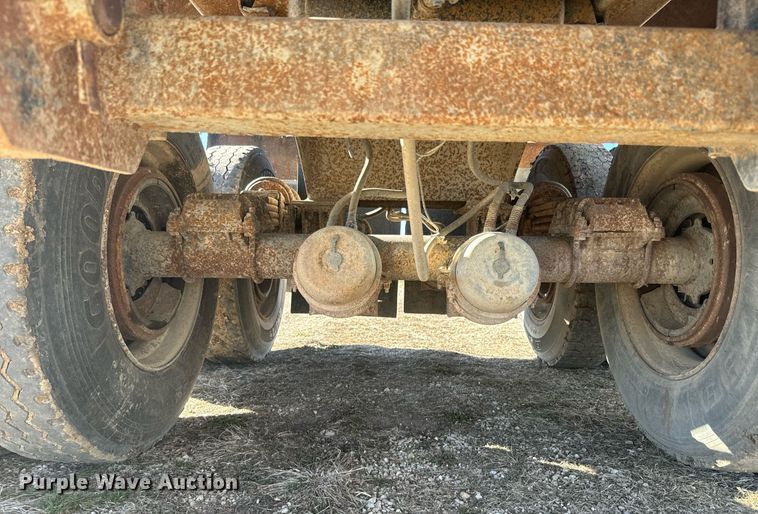 image for item NF9370 1998 Western Construction end dump trailer