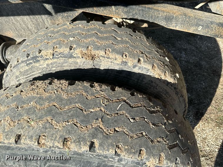 image for item NF9370 1998 Western Construction end dump trailer