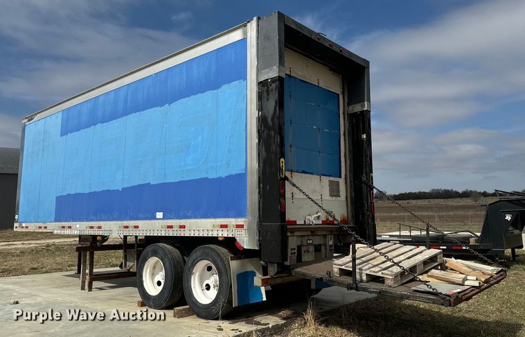 image for item NF9479 2005 Great Dane  dry van trailer