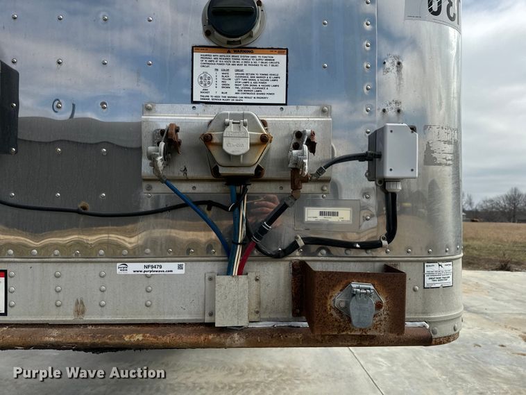 image for item NF9479 2005 Great Dane  dry van trailer