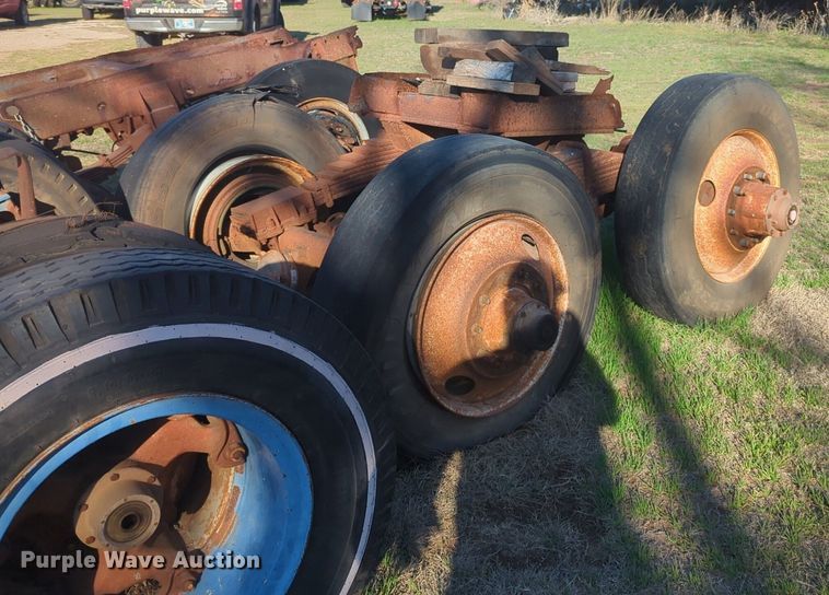 image for item NG9317 (4) axle assemblies