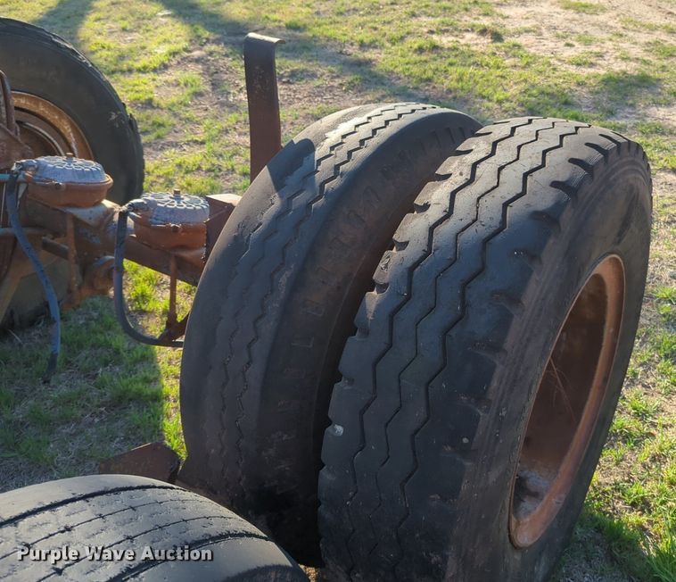 image for item NG9317 (4) axle assemblies