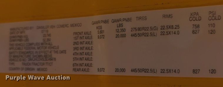 image for item NG9398 2020 Freightliner Cascadia 126 semi truck