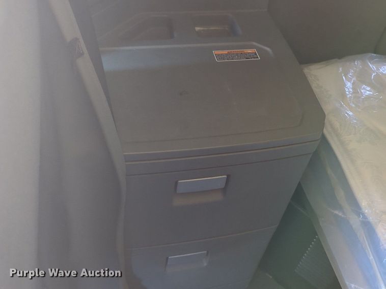 image for item NG9400 2019 Kenworth T680 semi truck