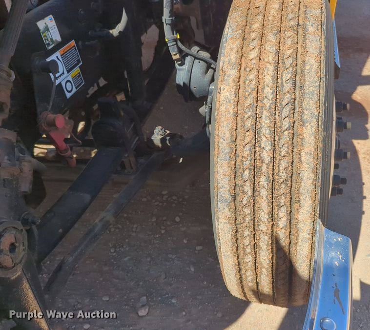 image for item NG9400 2019 Kenworth T680 semi truck