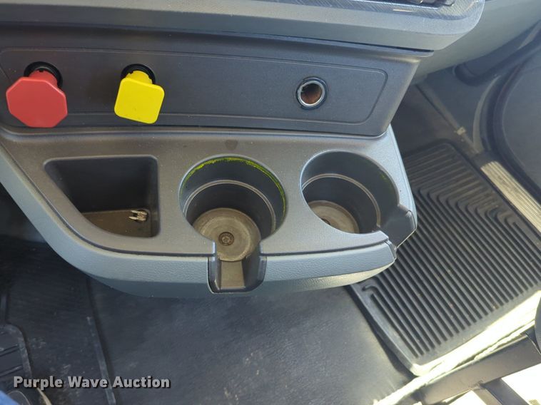 image for item NG9401 2019 Kenworth T680 semi truck