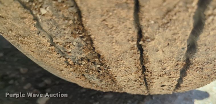 image for item NG9401 2019 Kenworth T680 semi truck