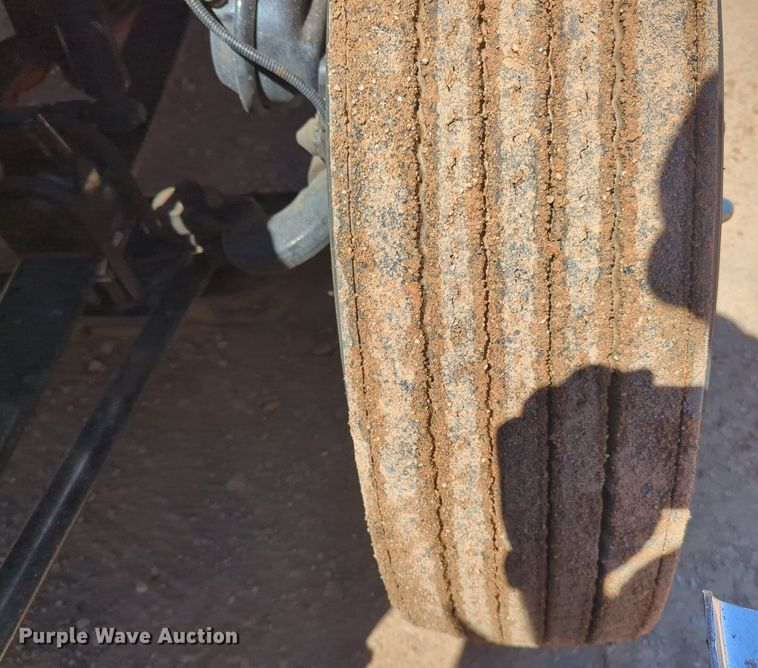 image for item NG9401 2019 Kenworth T680 semi truck