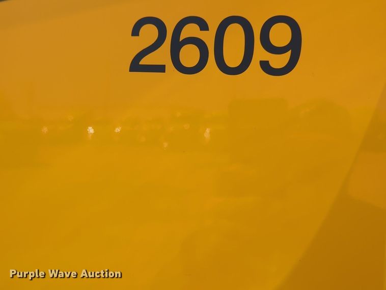 image for item NG9402 2019 Kenworth T680 semi truck